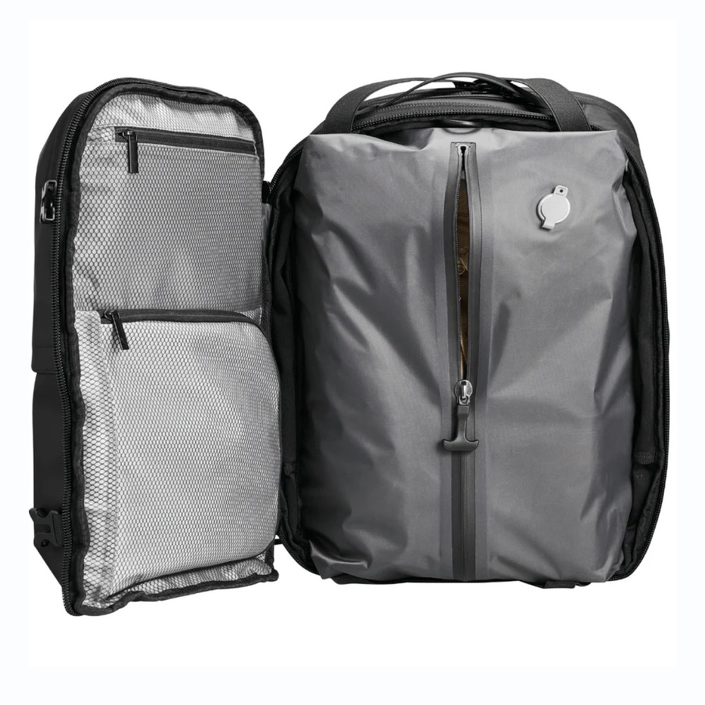 Backvac Pro Black Carry-On Backpack - Picture 2 of 7